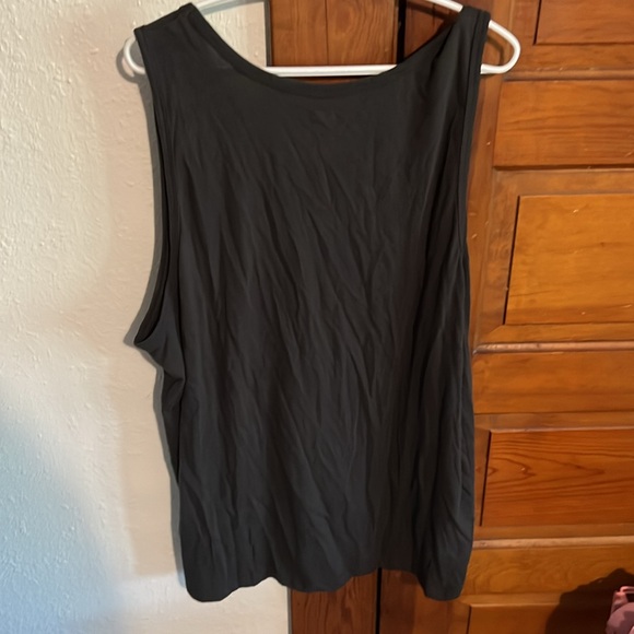 Cosmic Waves Tank - Picture 4 of 4